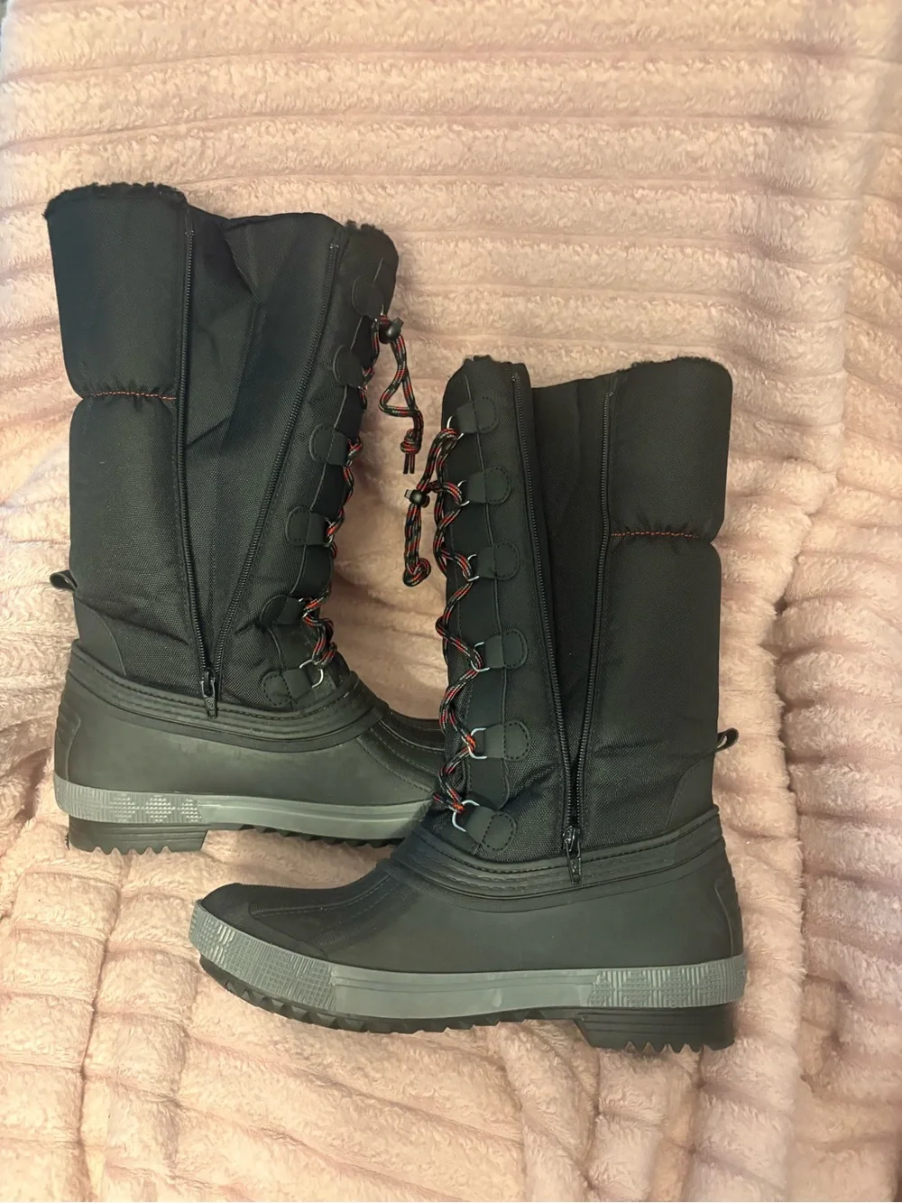 Pajar Black Winter Lace-Up Snow Boots with Red Accents